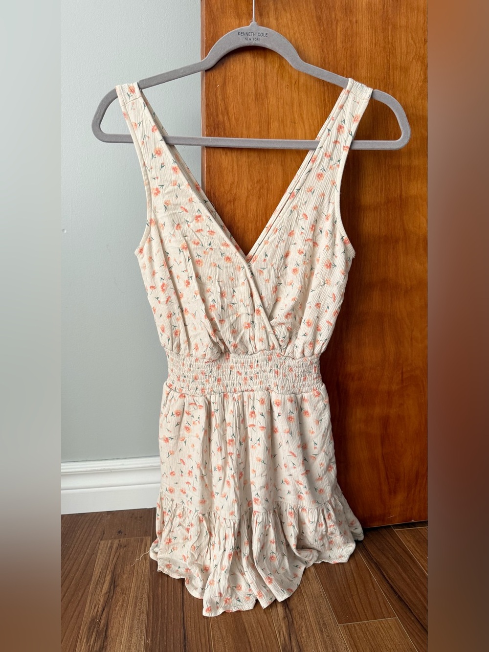 American Eagle Floral Surplice Ruffle Romper Small Petite